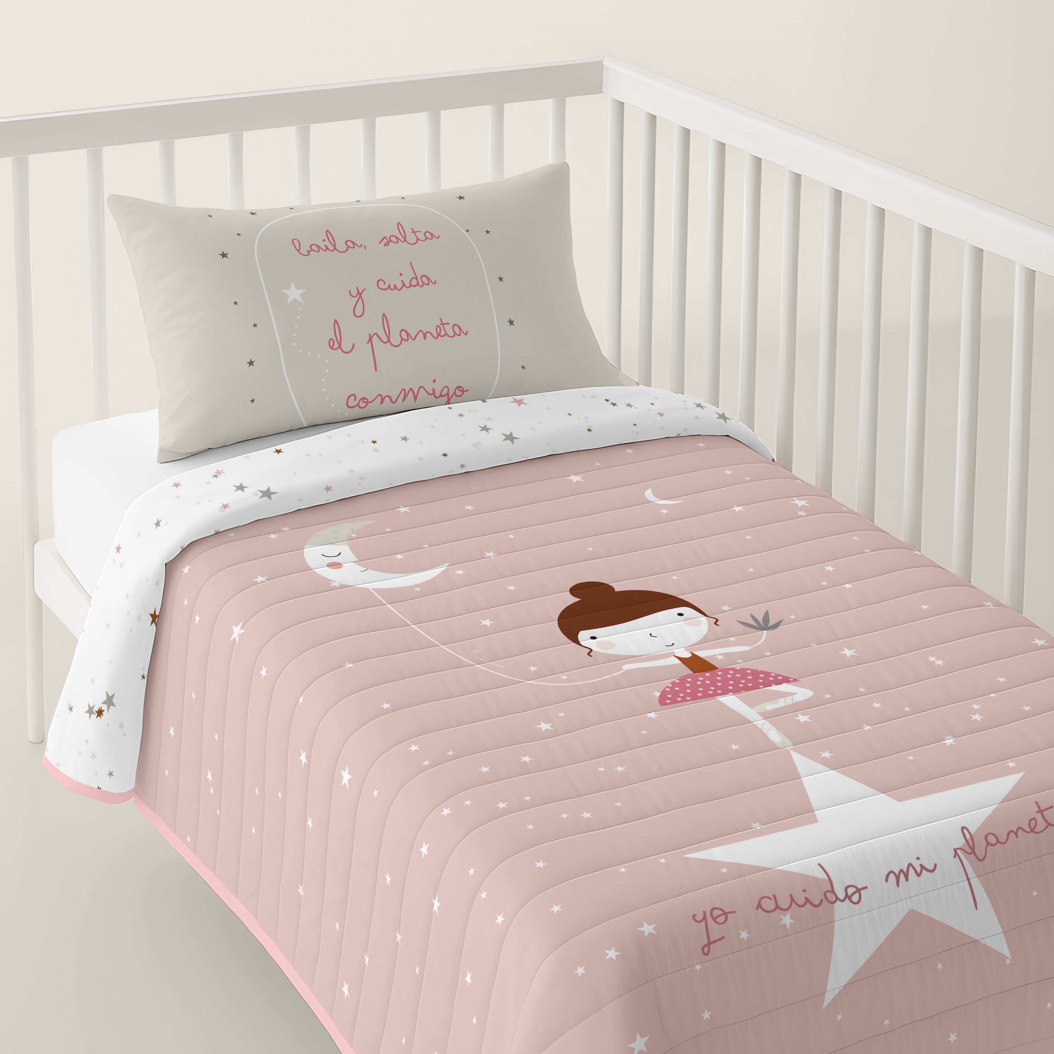 COLCHA BOUTI REVERSIBLE ESTAMPADA BEBÉ CUNA BAILARINA 100% ALGODÓN