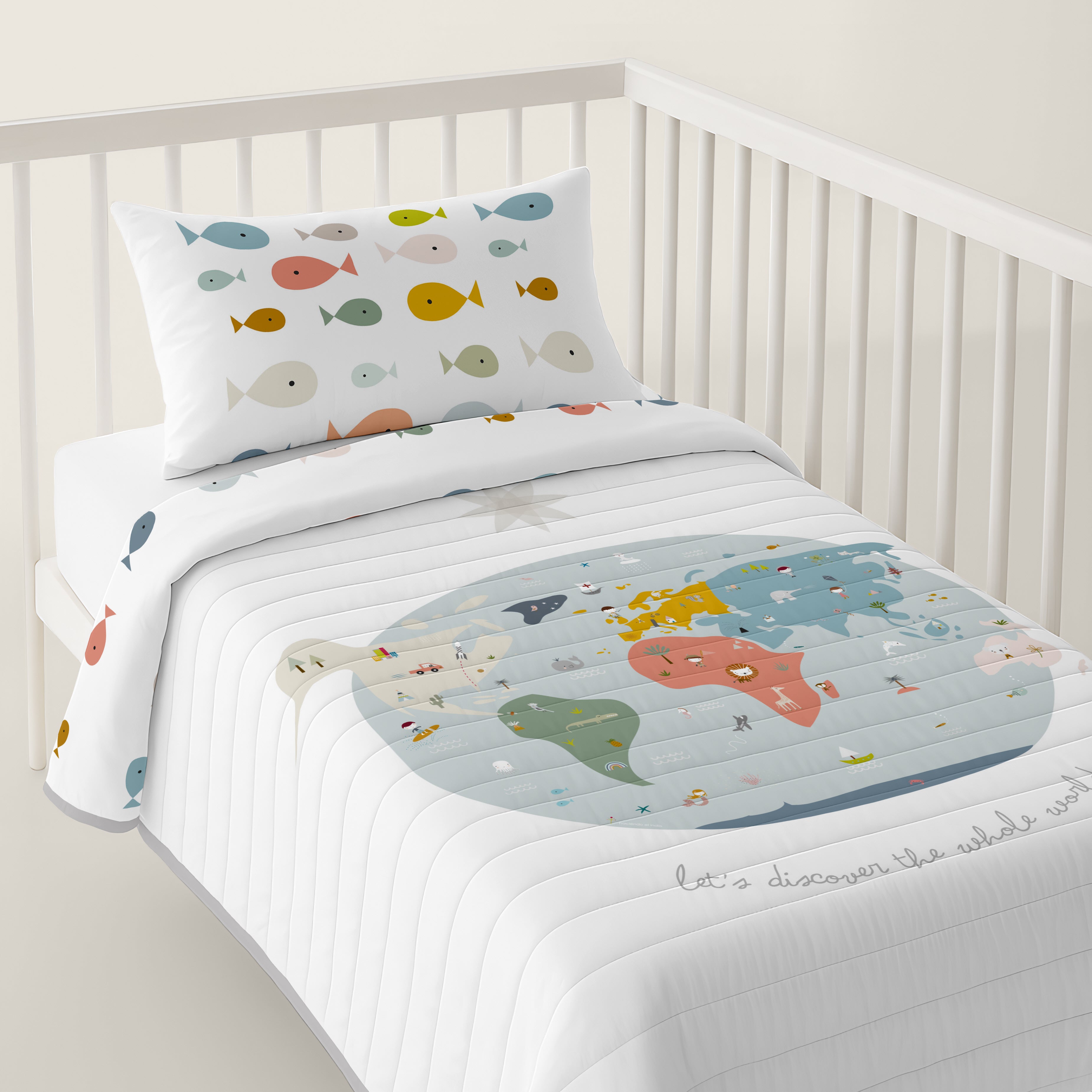 COLCHA BOUTI REVERSIBLE ESTAMPADA BEBÉ CUNA MAPAMUNDI 100% ALGODÓN