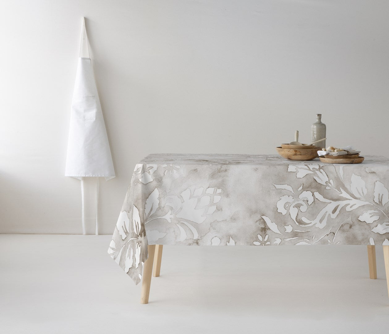 MANTEL ESTAMPADO ANTIMANCHAS BRISEL