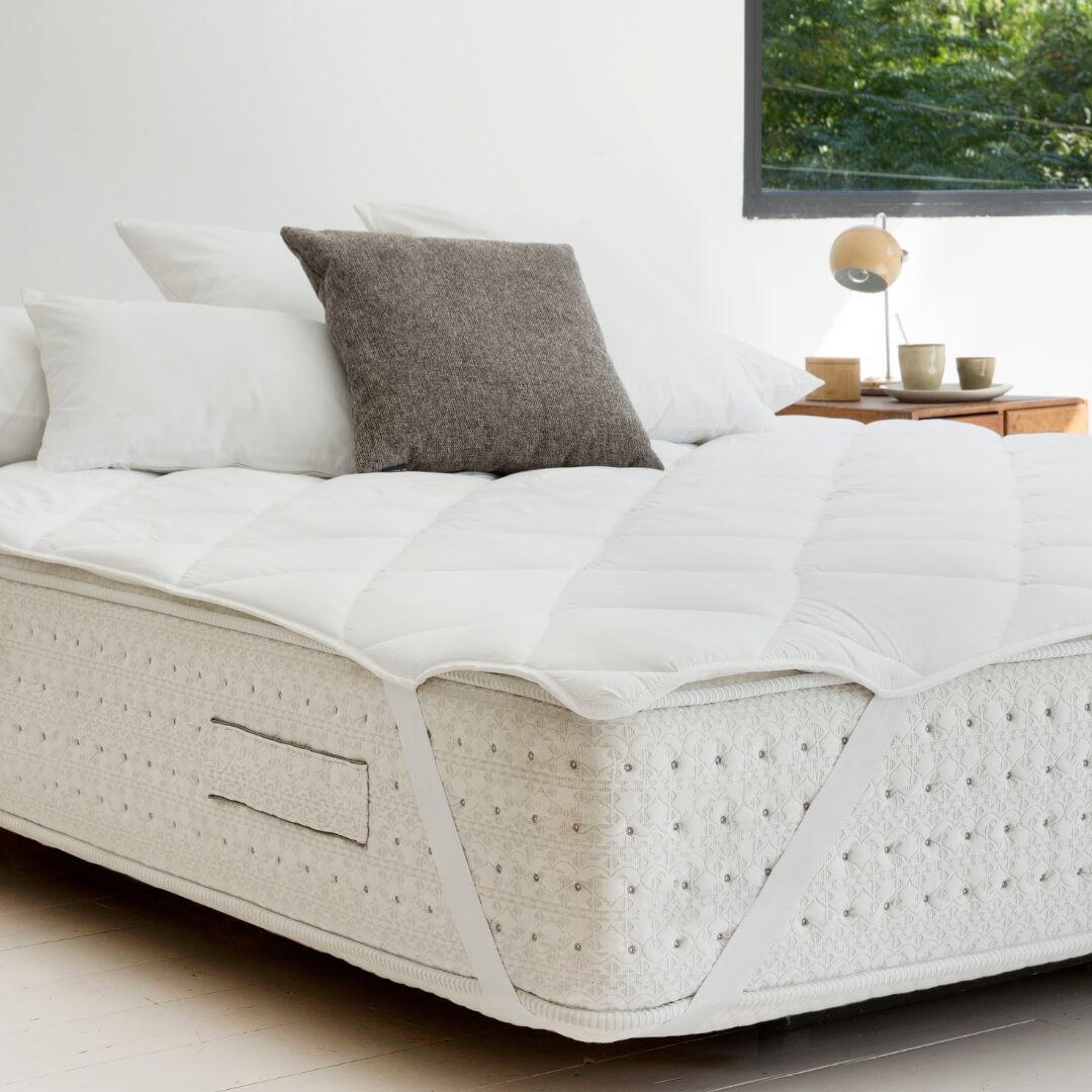 Topper Con Tejido Antiácaros, Liso, Hipoalergénico, H4 Cm De Espuma Viscoelástica Y Corrector Para Colchón O Sobrecolchón Francés, 150 X 200 Cm