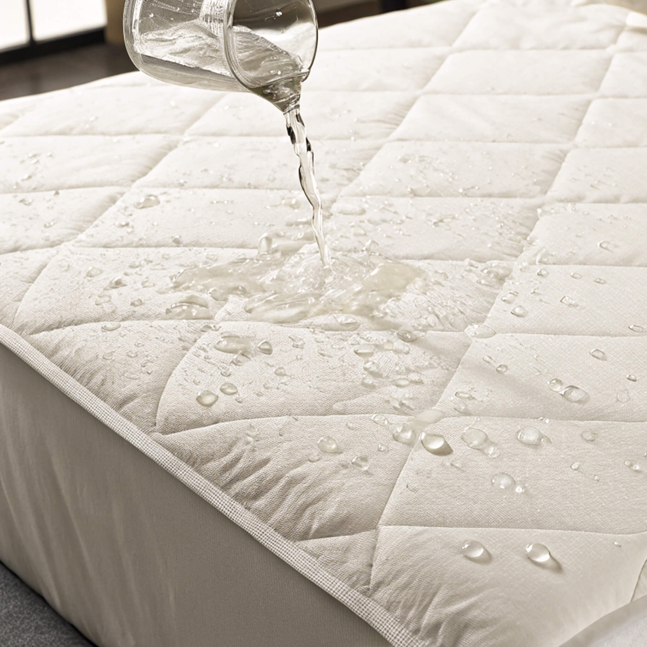 PROTECTOR DE COLCHÓN AJUSTABLE ACOLCHADO