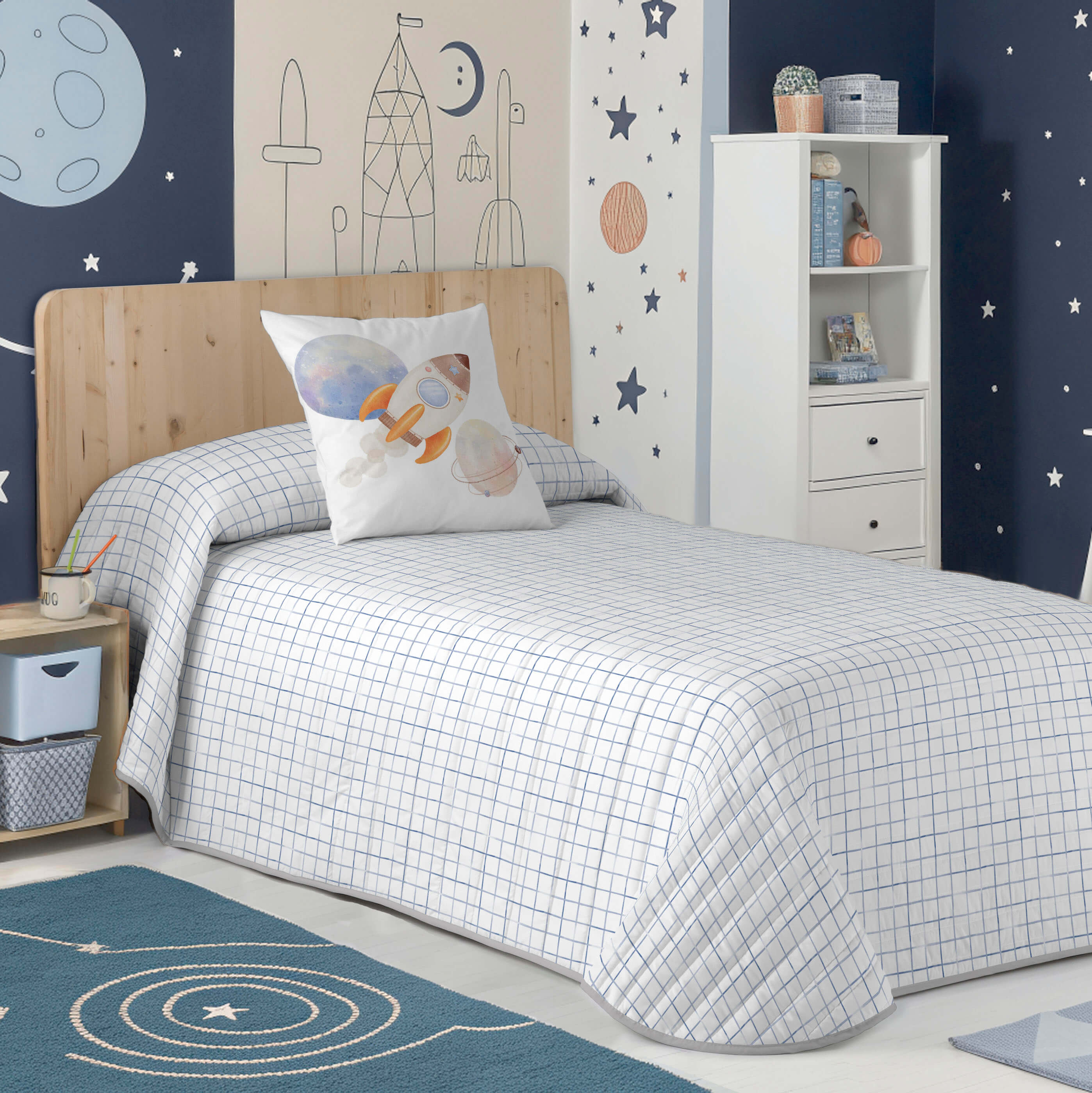 COLCHA BOUTI REVERSIBLE ESTAMPADA INFANTIL ASTRO 100% ALGODÓN