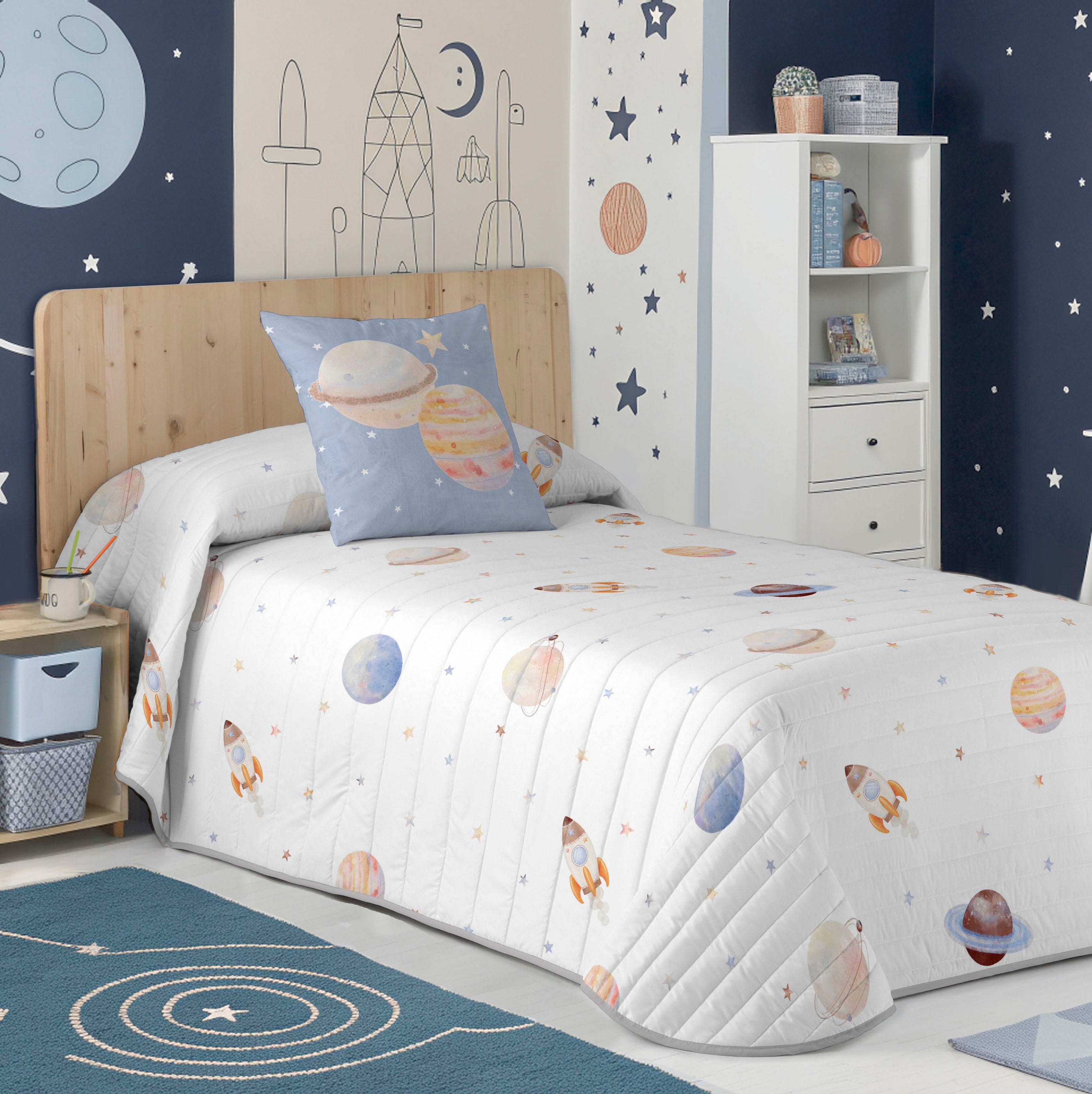 COLCHA BOUTI REVERSIBLE ESTAMPADA INFANTIL ASTRO 100% ALGODÓN