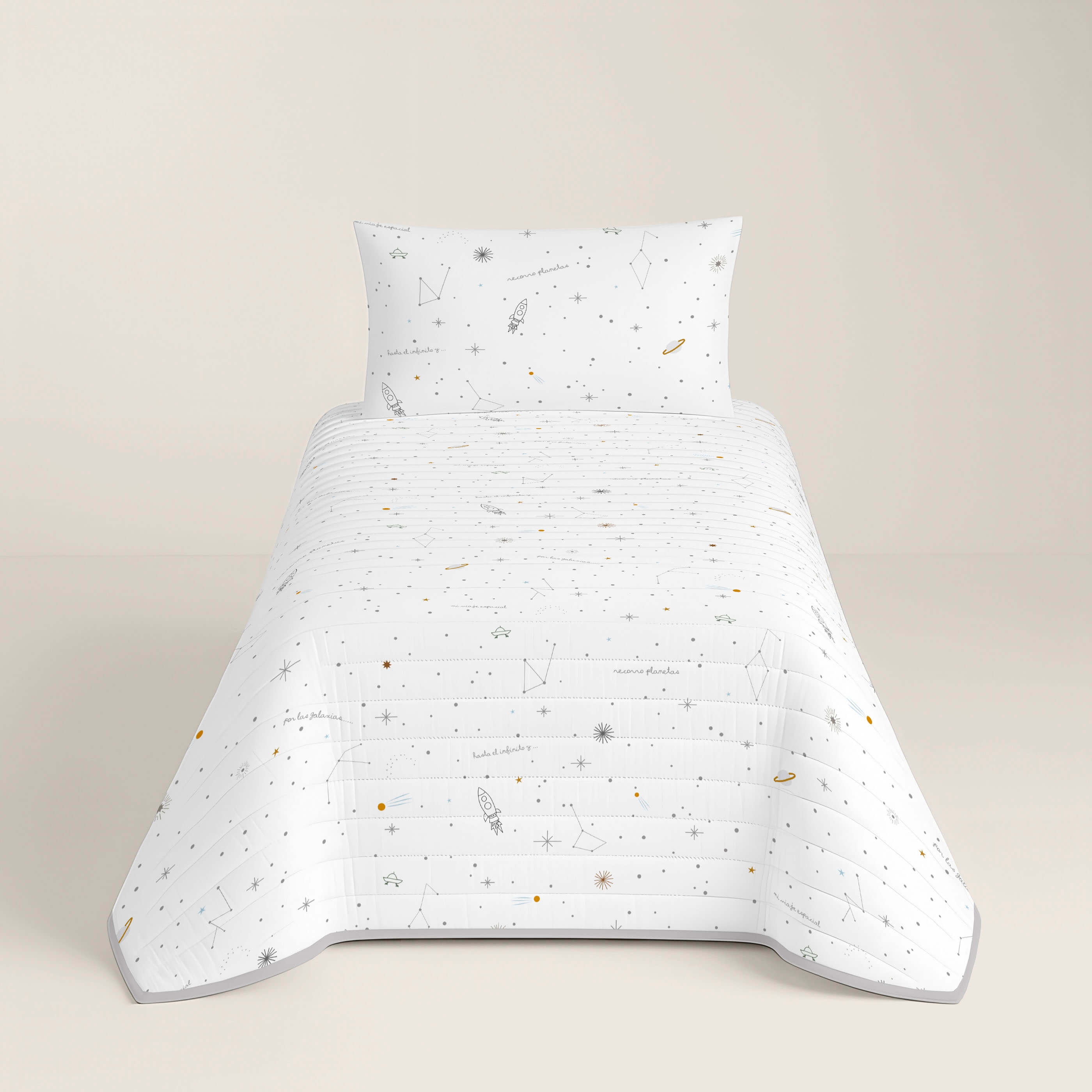 COLCHA BOUTI REVERSIBLE ESTAMPADA INFANTIL VIAJE ESPACIAL 100% ALGODÓN