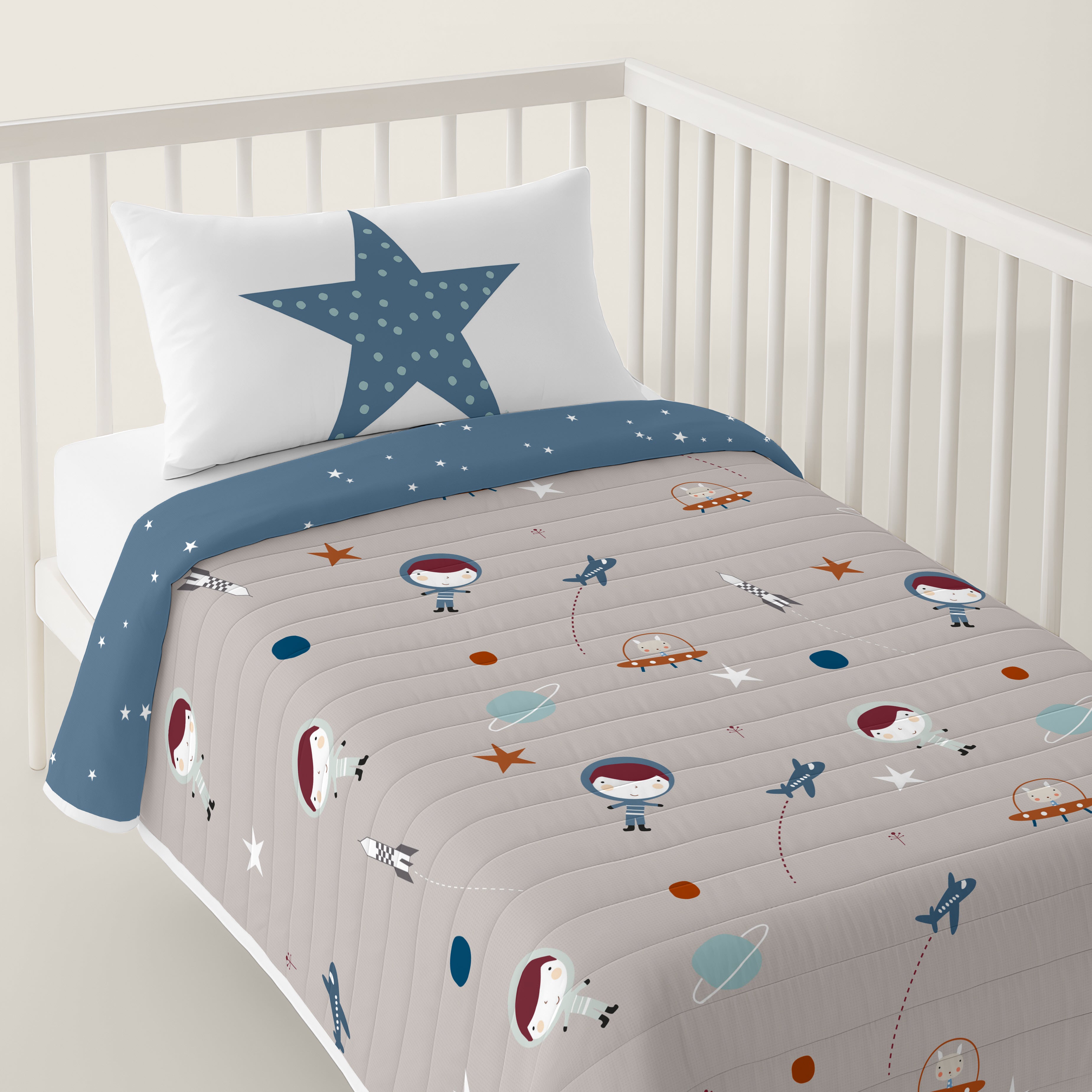 COLCHA BOUTI REVERSIBLE ESTAMPADA BEBÉ CUNA PLANETA 100% ALGODÓN