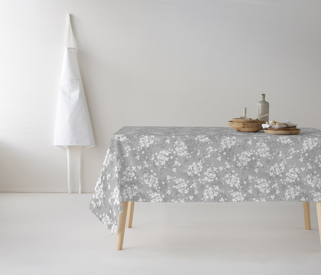 MANTEL ESTAMPADO ANTIMANCHAS SOFT LEAVES GRIS