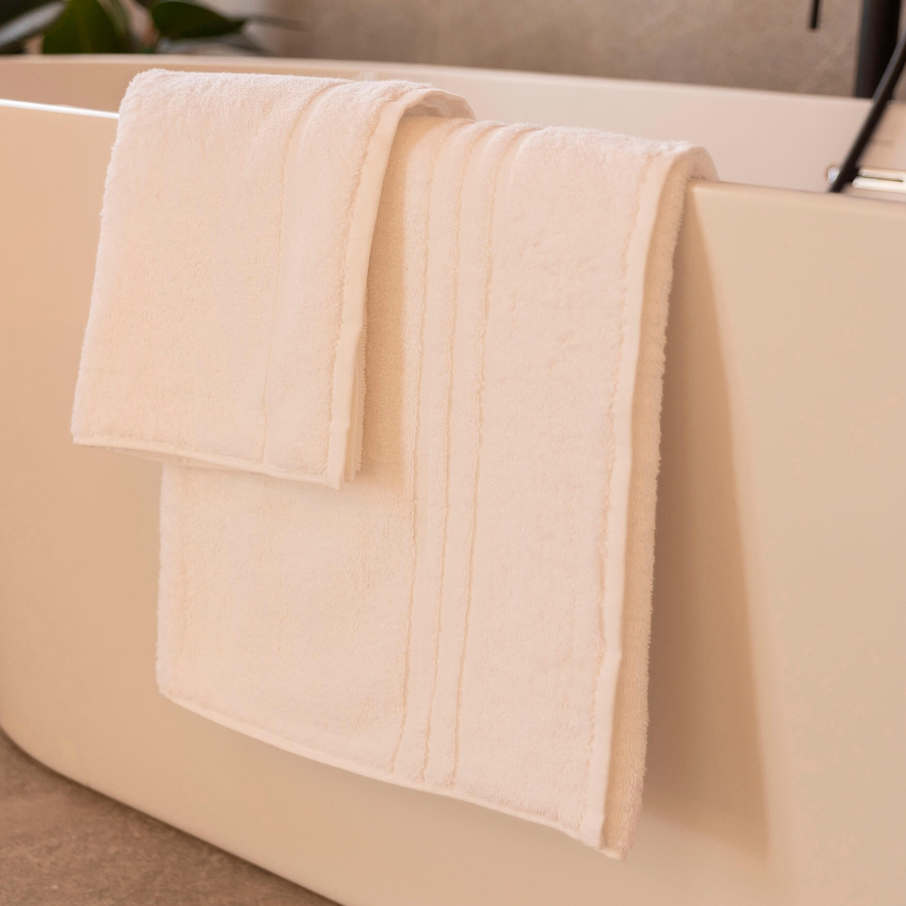 SET 2 TOALLAS LISAS NATURALS BLANCO