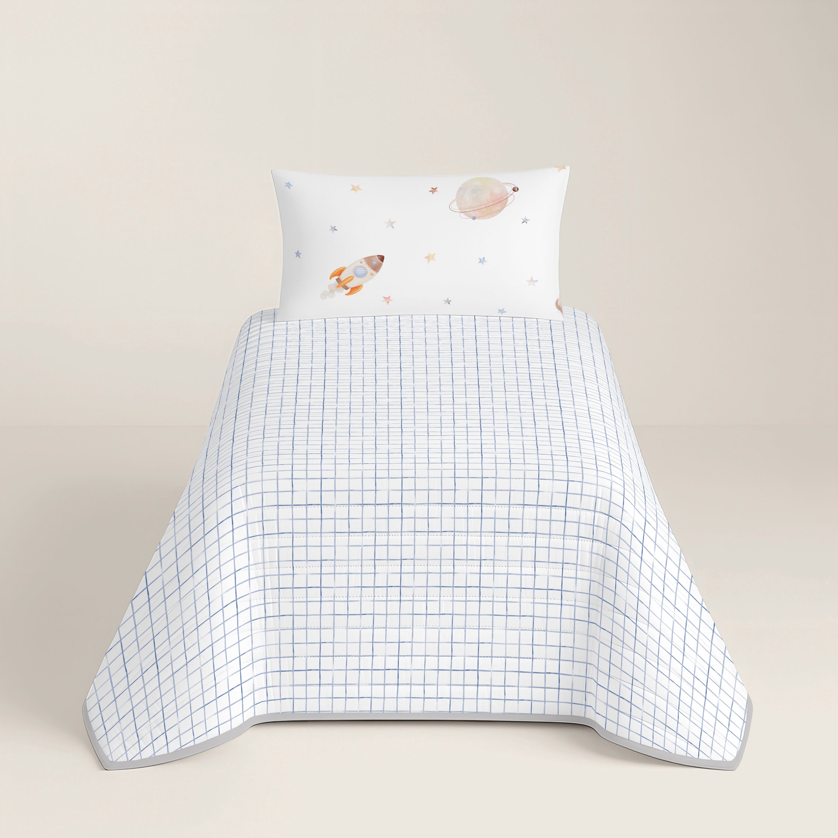 COLCHA BOUTI REVERSIBLE ESTAMPADA INFANTIL ASTRO 100% ALGODÓN