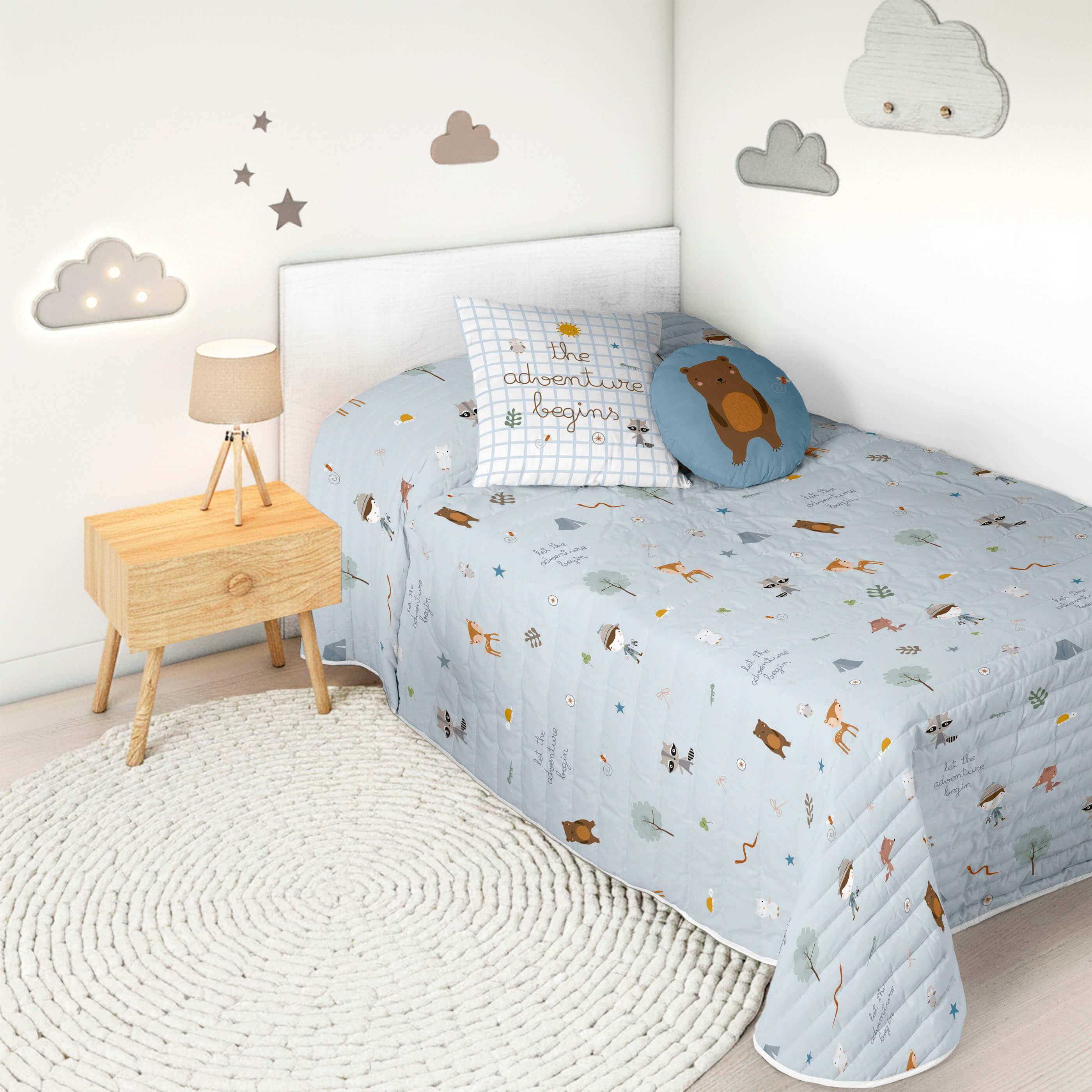 COLCHA BOUTI REVERSIBLE ESTAMPADA INFANTIL AVENTURA BOSQUE 100% ALGODÓN