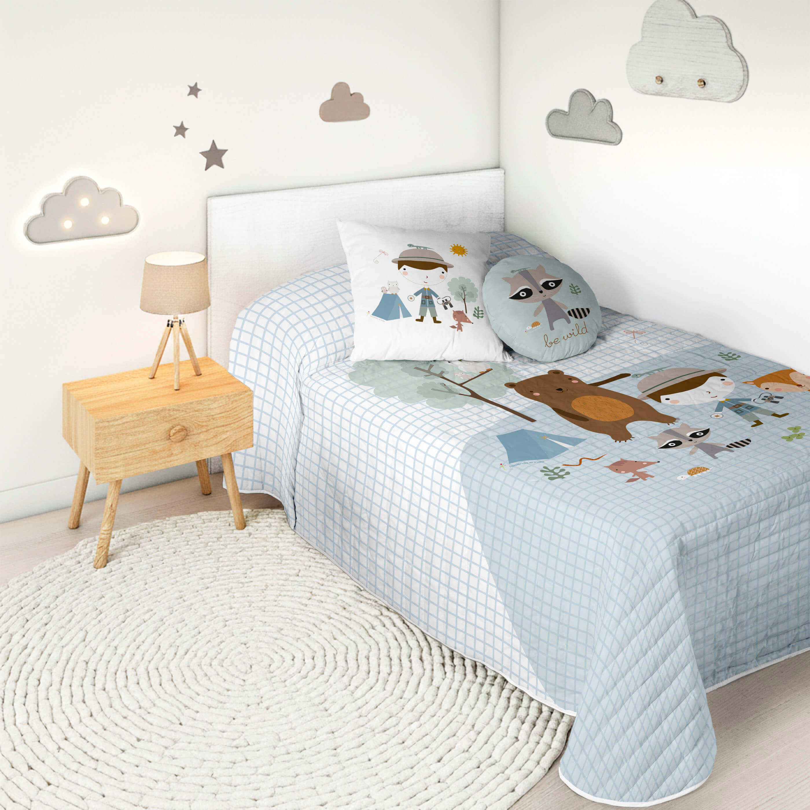 COLCHA BOUTI REVERSIBLE ESTAMPADA INFANTIL AVENTURA BOSQUE 100% ALGODÓN