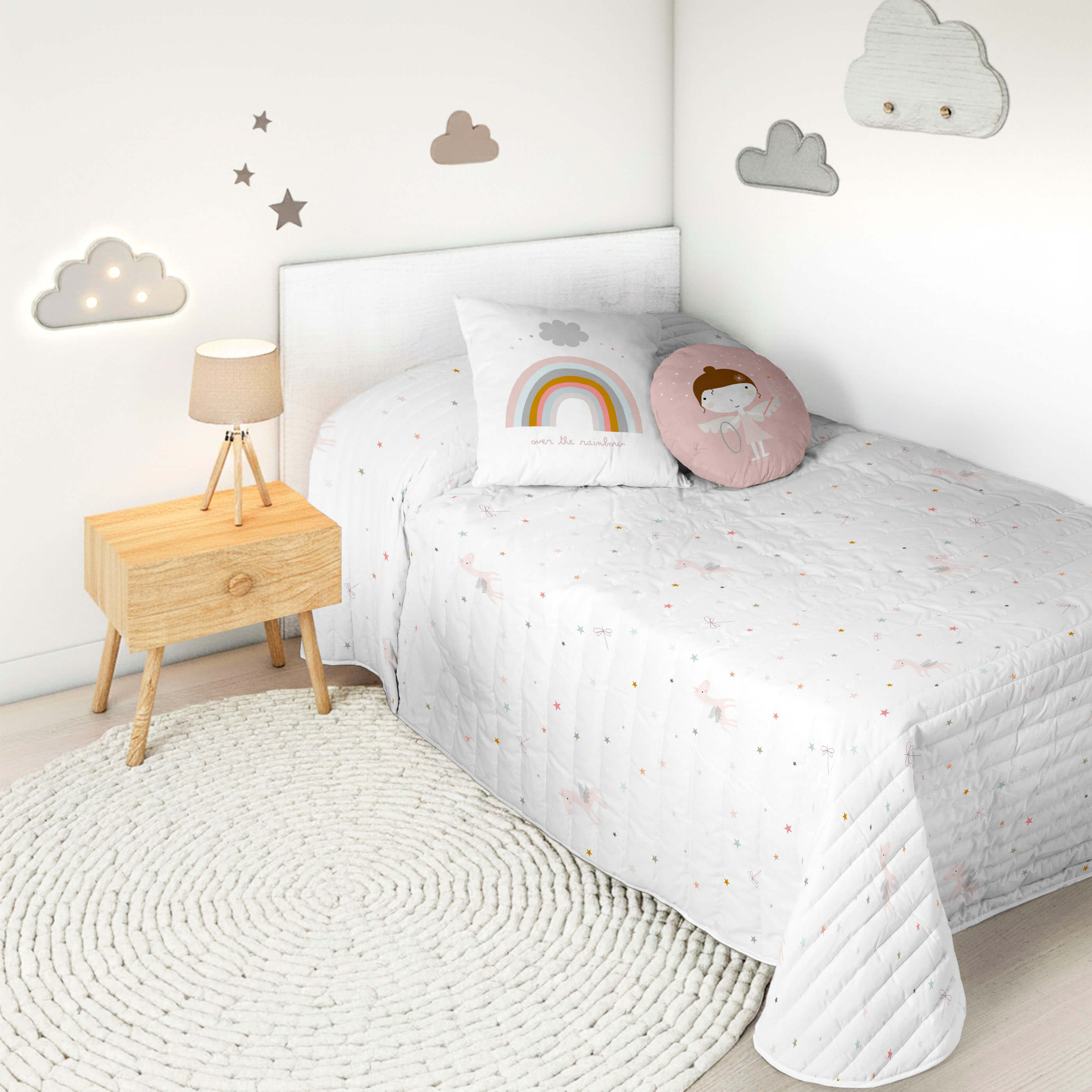 COLCHA BOUTI REVERSIBLE ESTAMPADA INFANTIL PEGASO MÁGICO 100% ALGODÓN