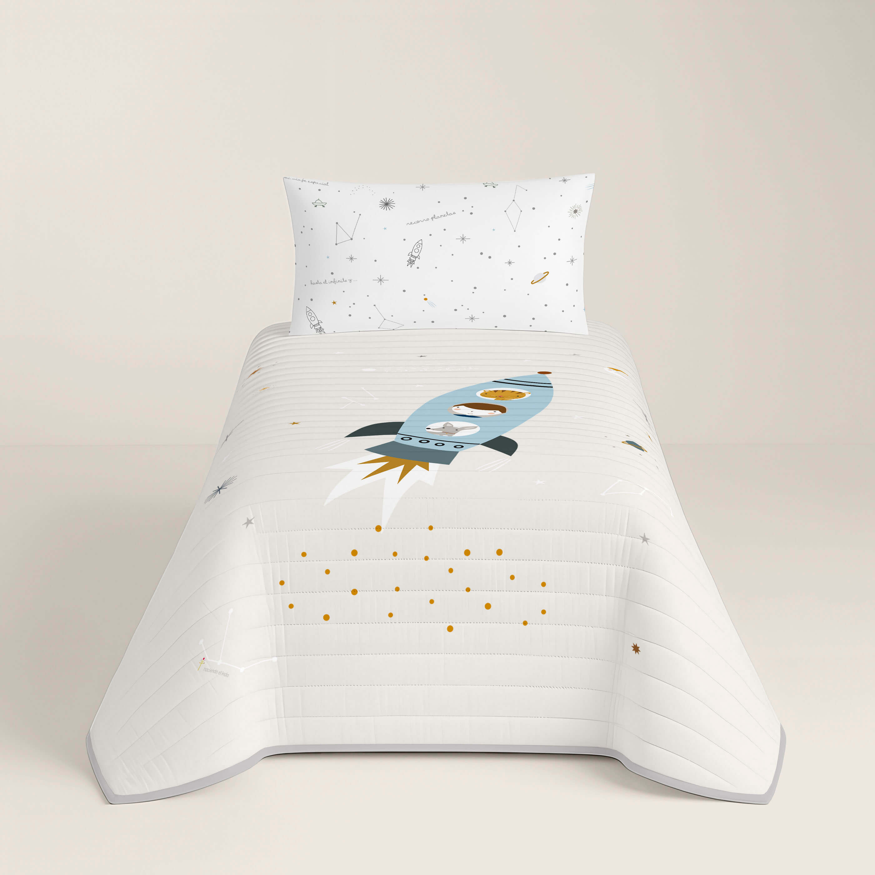 COLCHA BOUTI REVERSIBLE ESTAMPADA INFANTIL VIAJE ESPACIAL 100% ALGODÓN