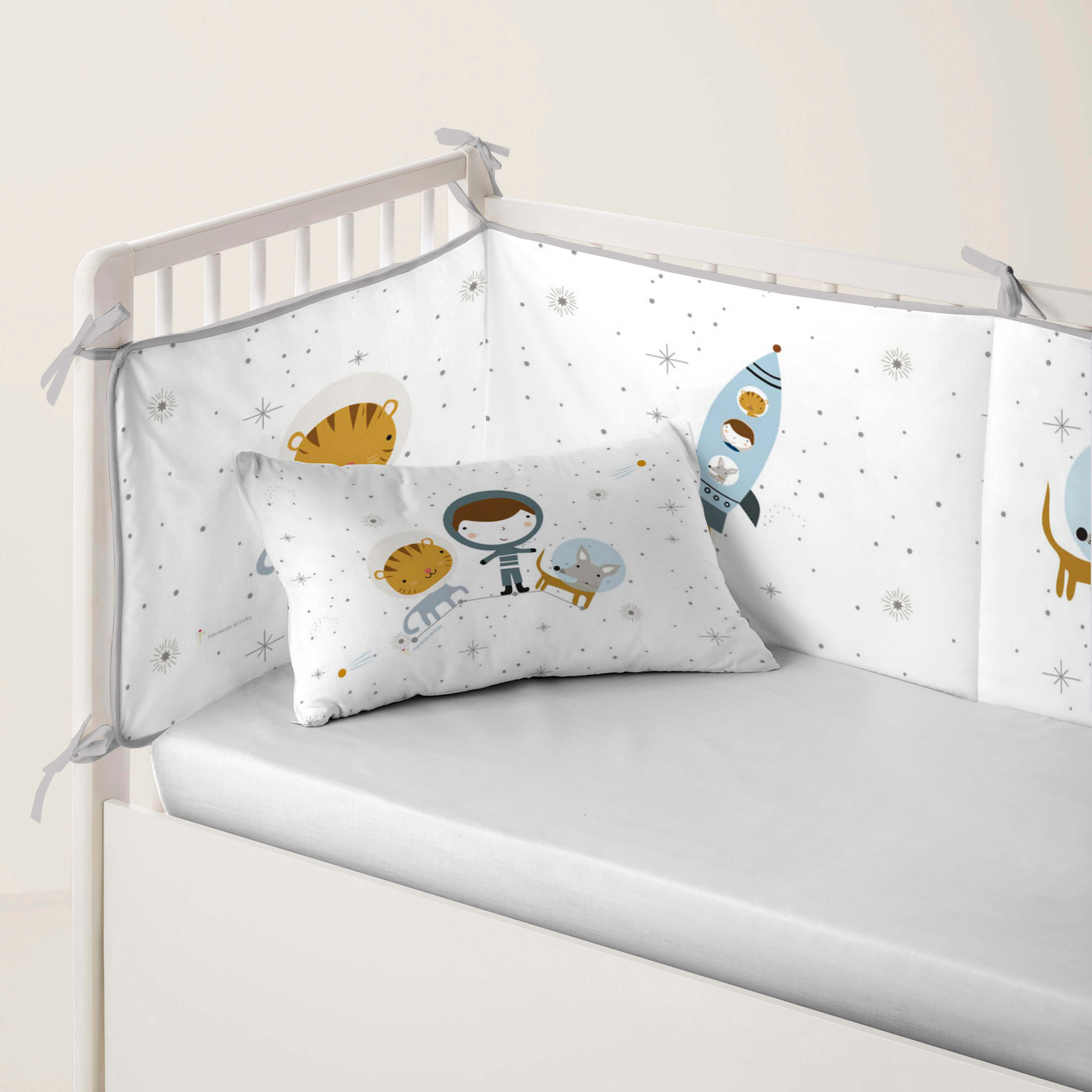 PARAURTI PER LETTINO DA NEONATO VIAGGIO SPAZIALE