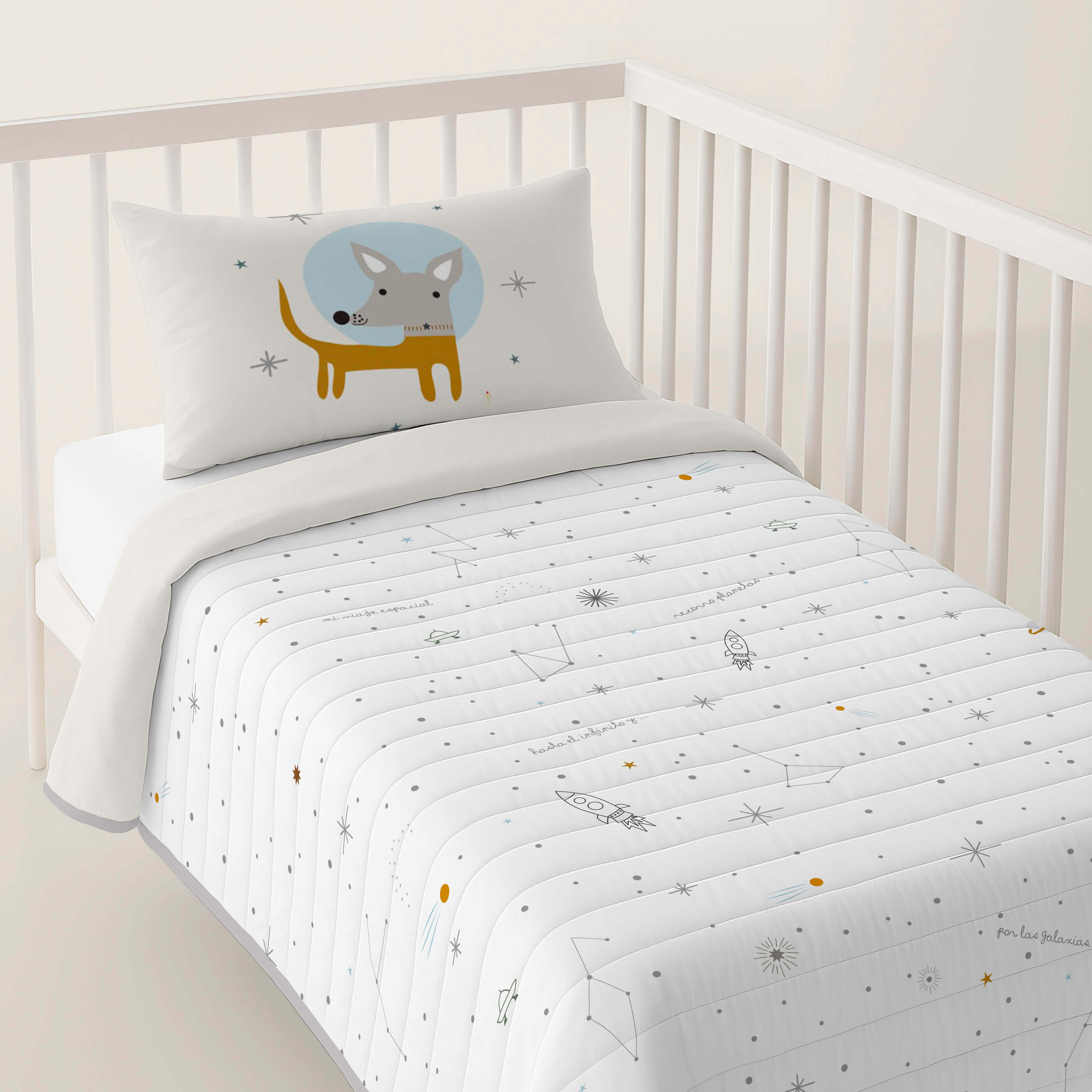 COLCHA BOUTI REVERSIBLE ESTAMPADA BEBÉ CUNA VIAJE ESPACIAL 100% ALGODÓN